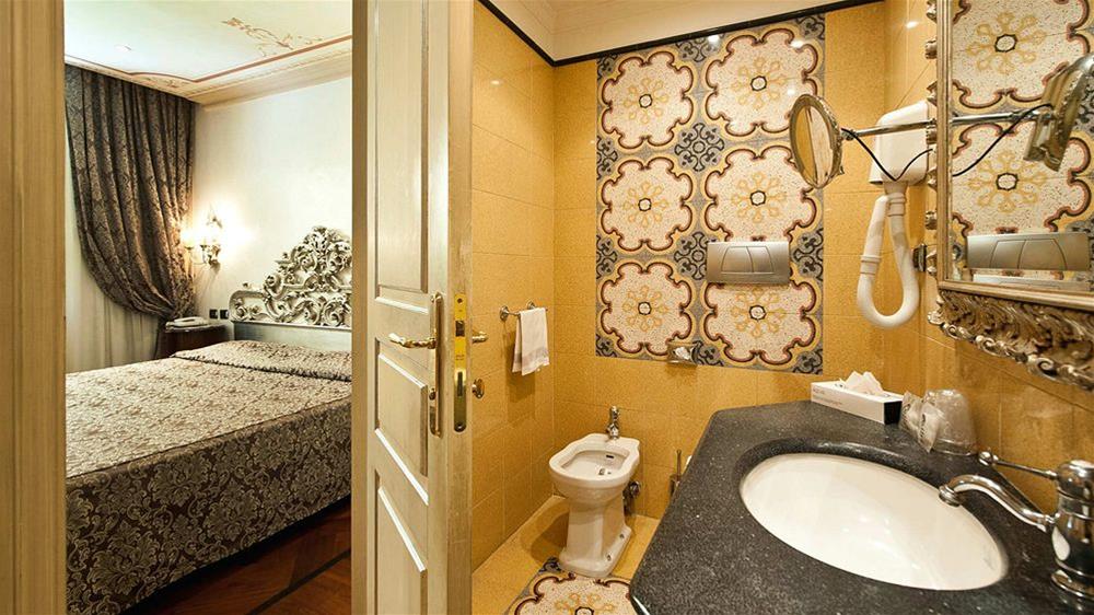 Hotel Aventino 82/84