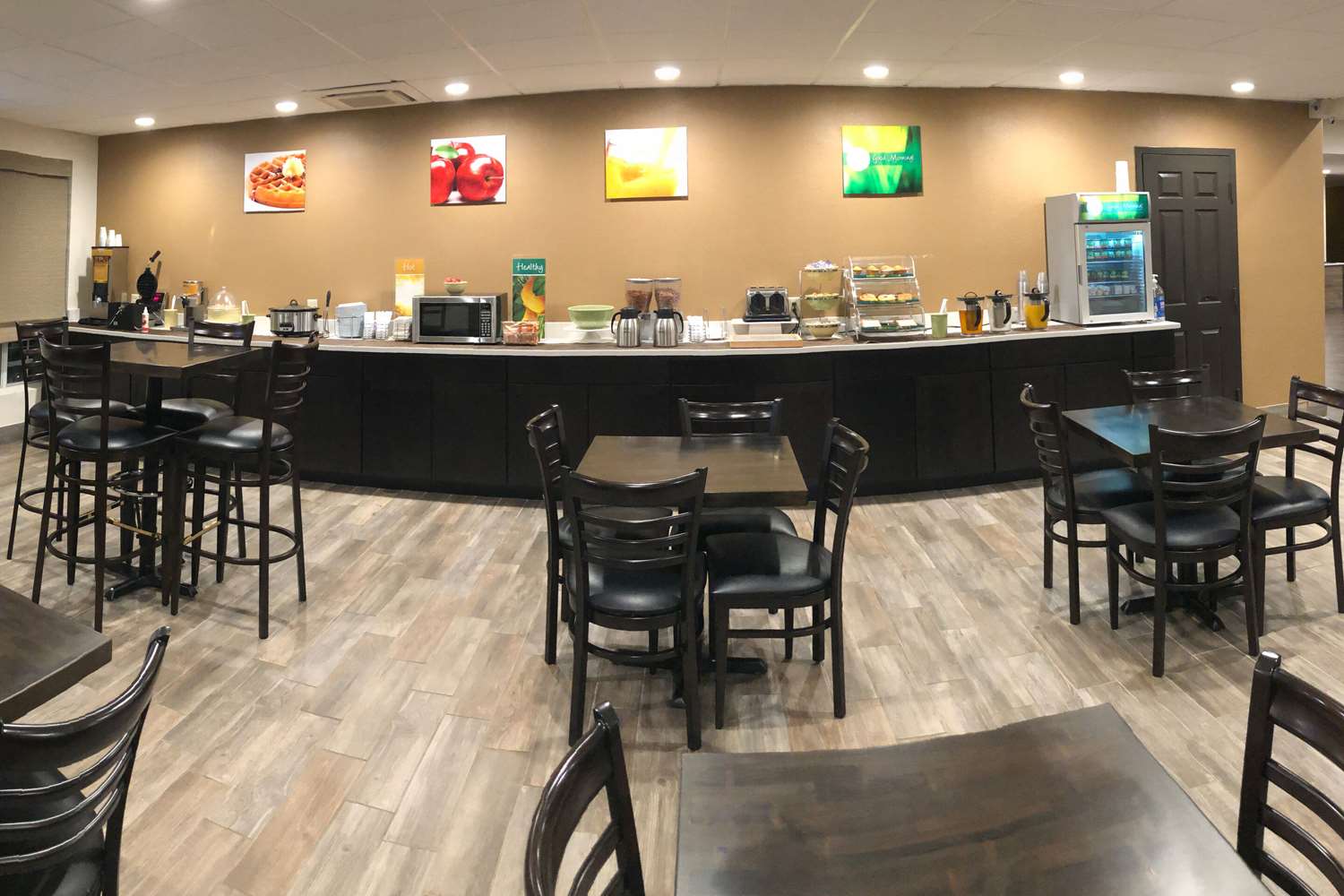 Quality Inn & Suites Paragould 14/19
