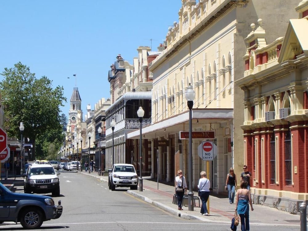 Fremantle Hostel 33/50