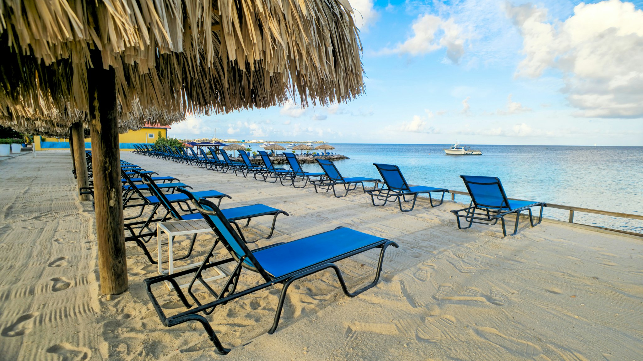 Divi Flamingo Beach Resort 34/47