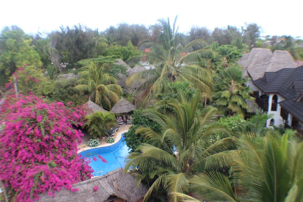 Langi Langi Beach Bungalows 31/47