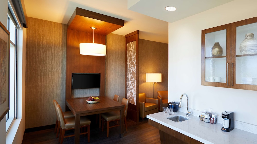 Hyatt Place Las Vegas At Silverton Village 11/42