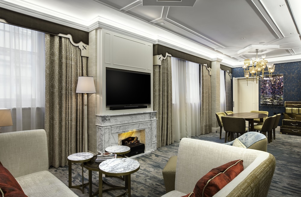 جناح بسرير كينج وسريرين منفصلين، Great Scotland Yard Unbound Collection By Hyatt 3/5