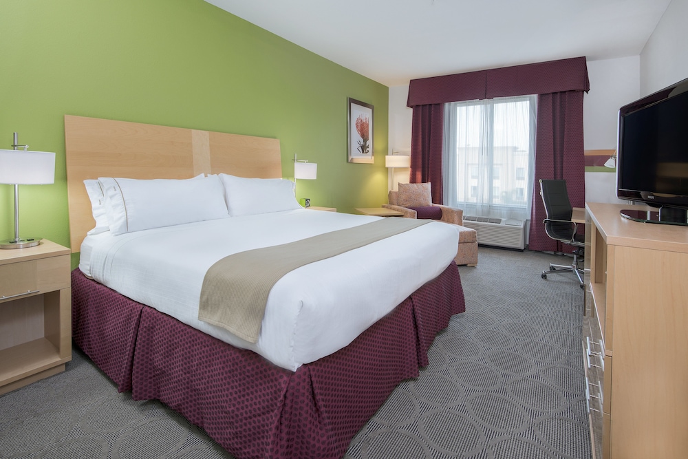 Standard, King Bed, Accessible