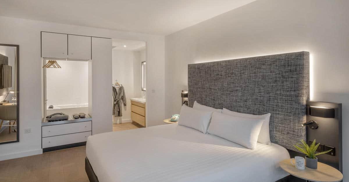 Standard, Double Bed
