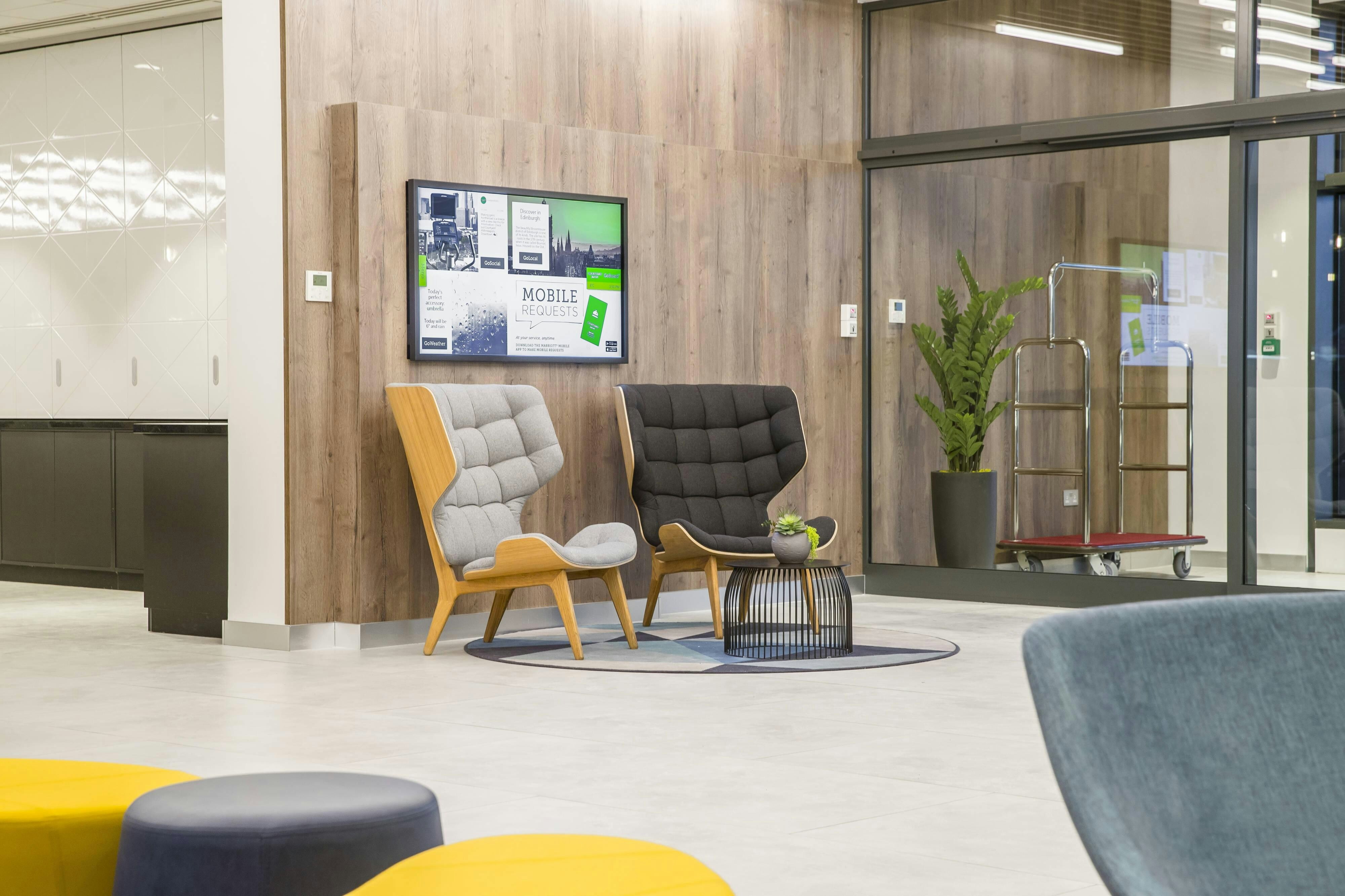 Courtyard By Marriott Edinburgh West 22/55