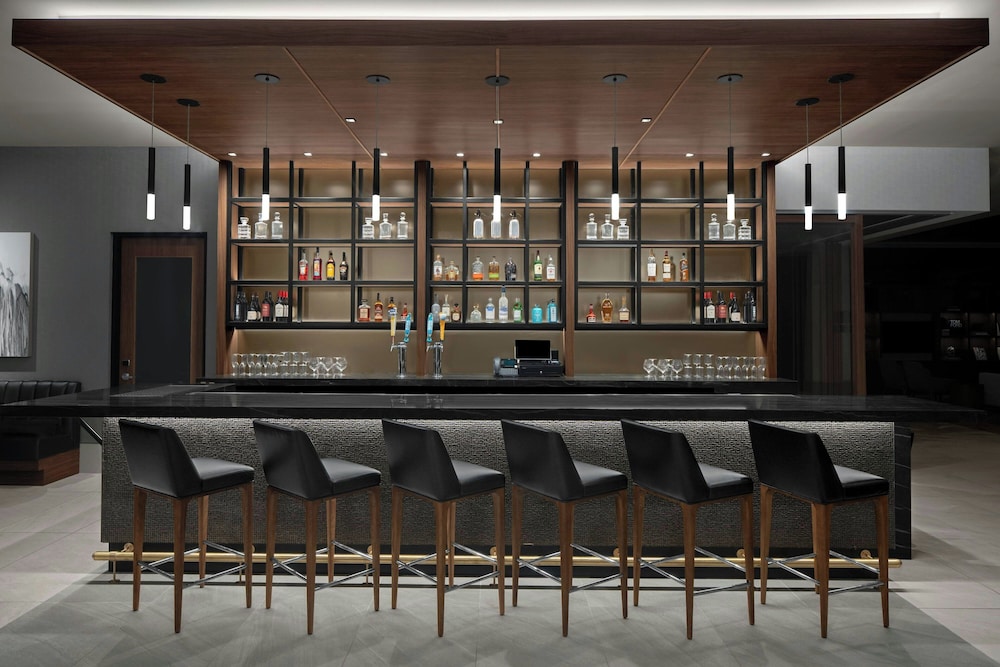 AC Hotel by Marriott Lansing University Area 29/49