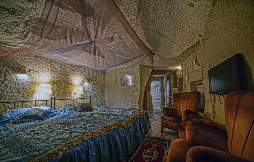 Anatolian Houses 37/73