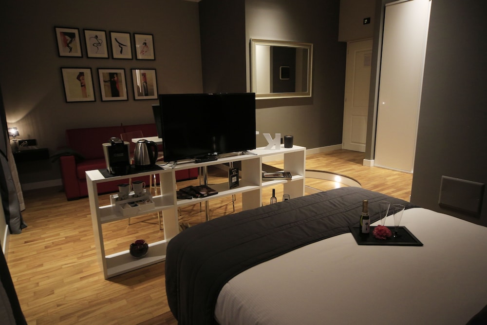 K Rooms 44/49