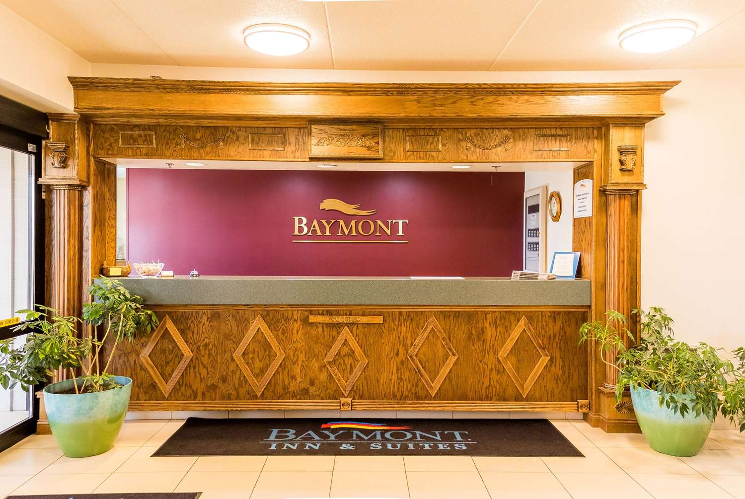 Lobby at Baymont Inn & Suites by Wyndham Lafayette / Purdue Area, LAFAYETTE - IN