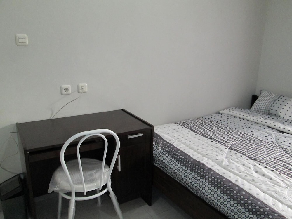 Elenor Apos S Home 29/48
