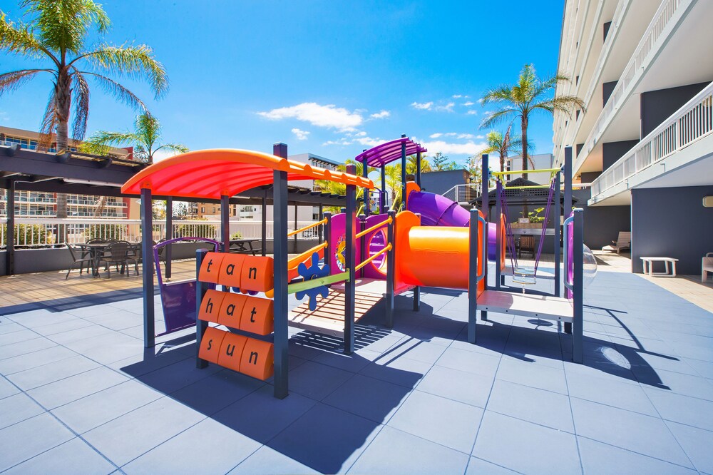 PORT PACIFIC RESORT 56/66
