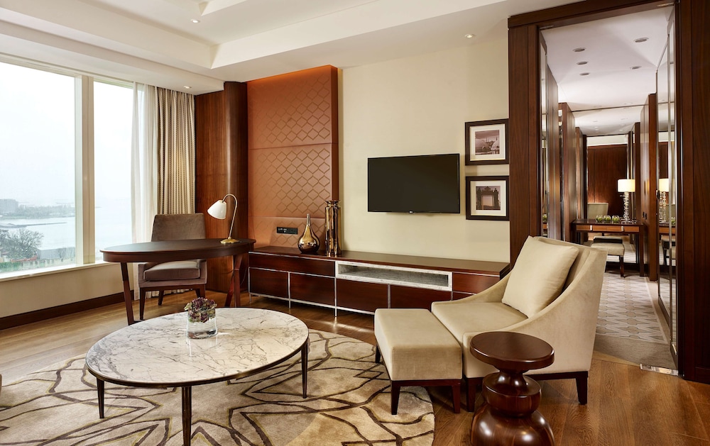 Hyatt Regency Istanbul Atakoy 60/80