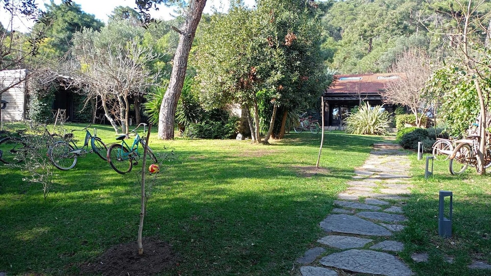 Triada Hotel Buyukada 41/60