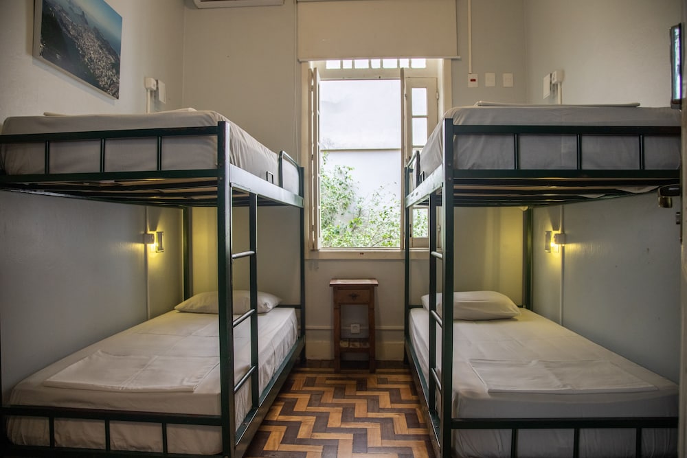 Mango Tree Hostel 18/50