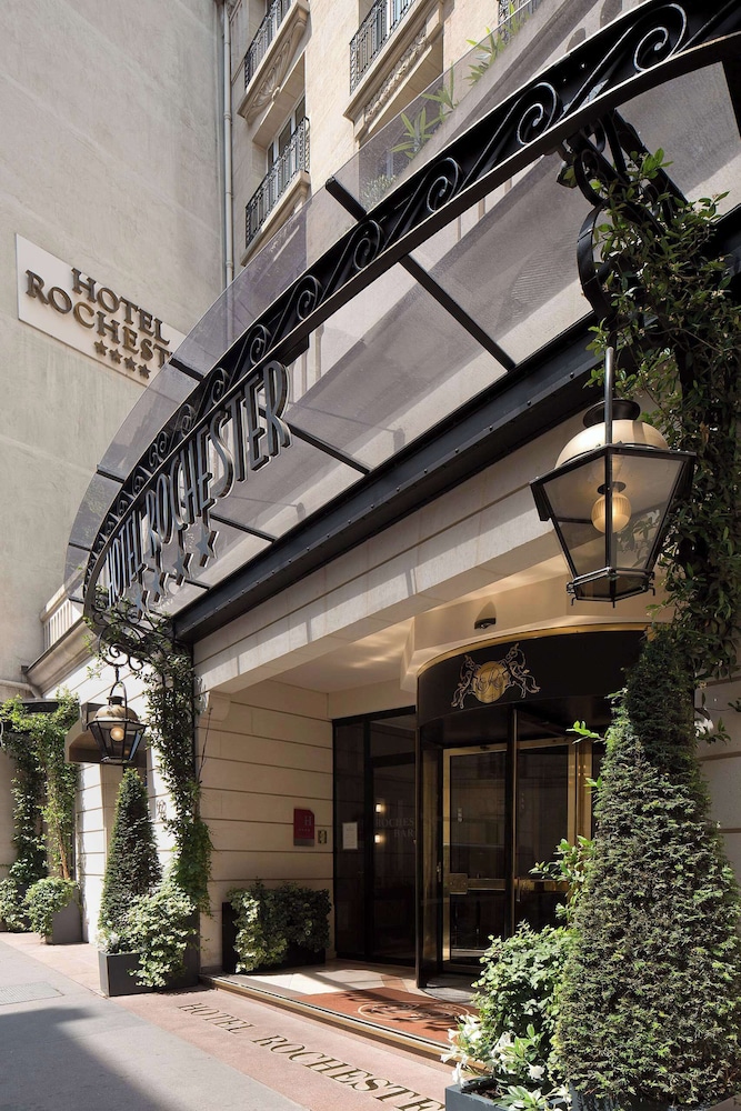 Hotel Rochester Champs-Elysees 7/68