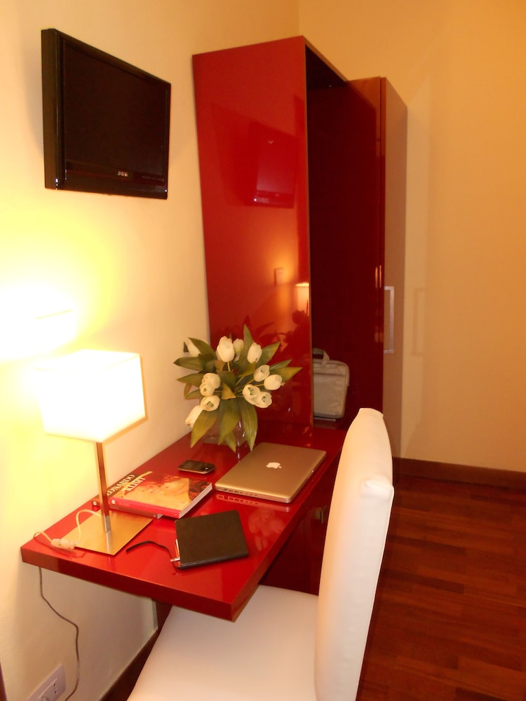 Hotel Minerva 24/25