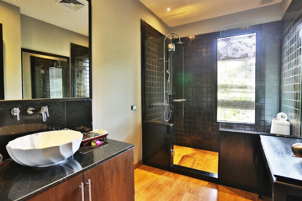 Ayara Kamala Resort Spa 76/77