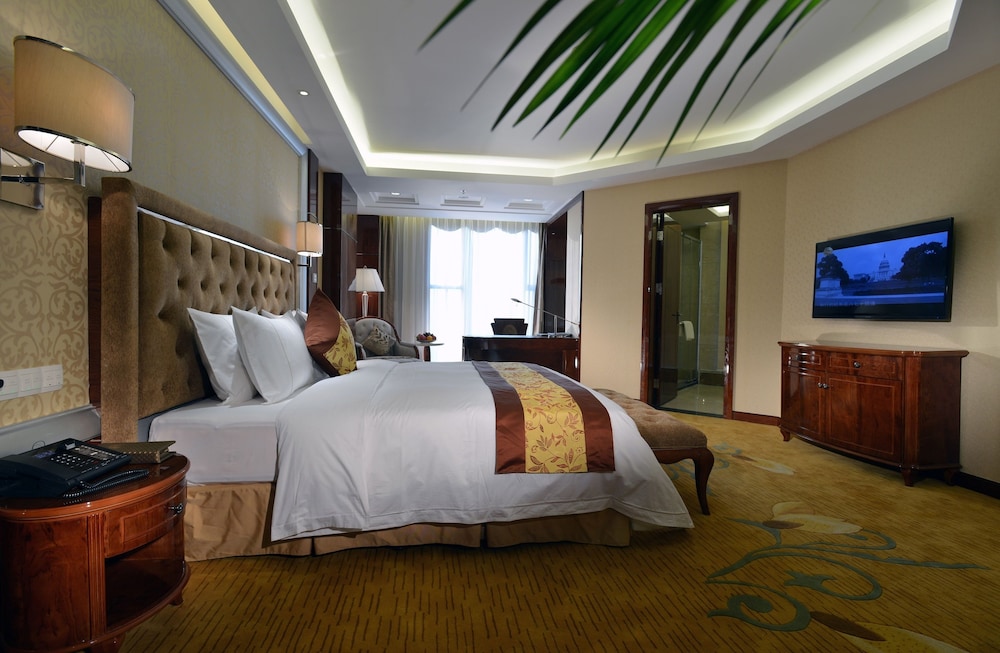 Huilihua Hotel 13/47