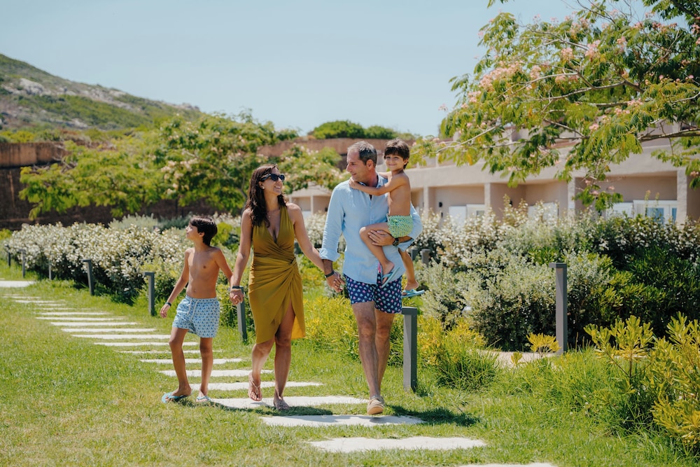 Mangia's Sardinia Resort 43/49
