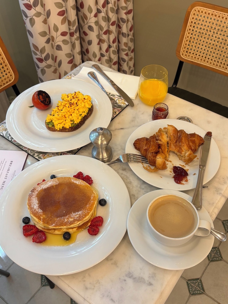 Norfolk Inn Paddington Hotel 49/50