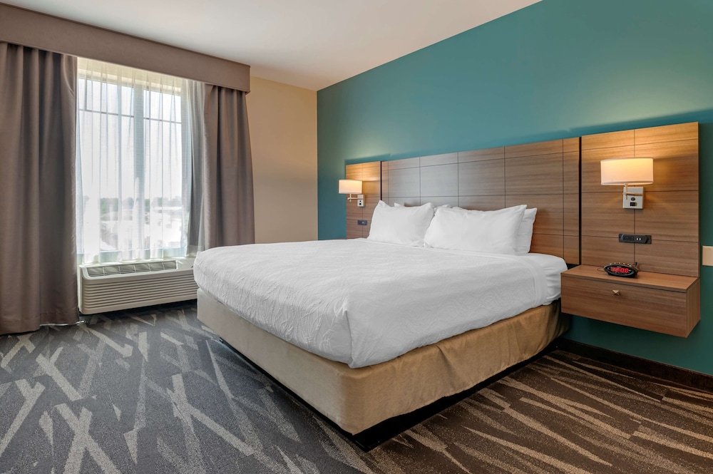 Best Western Plus Centralia Hotel & Suites 11/53