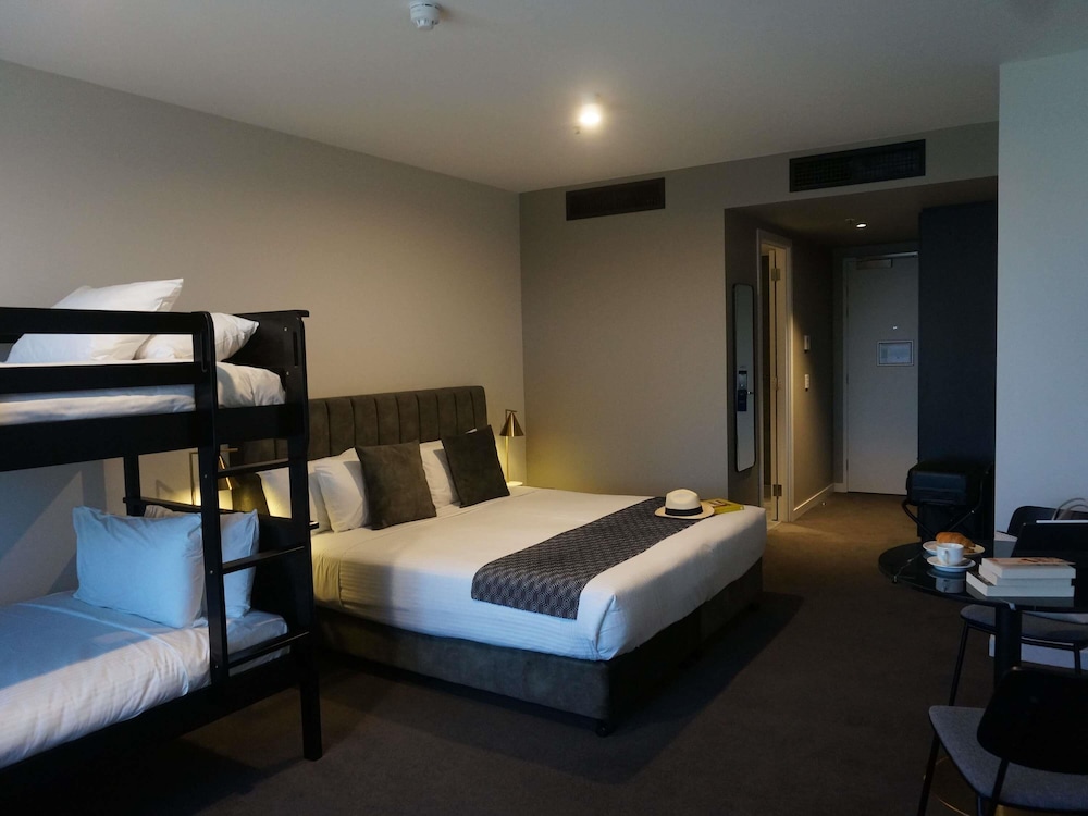 Mantra Tonsley Adelaide 18/55