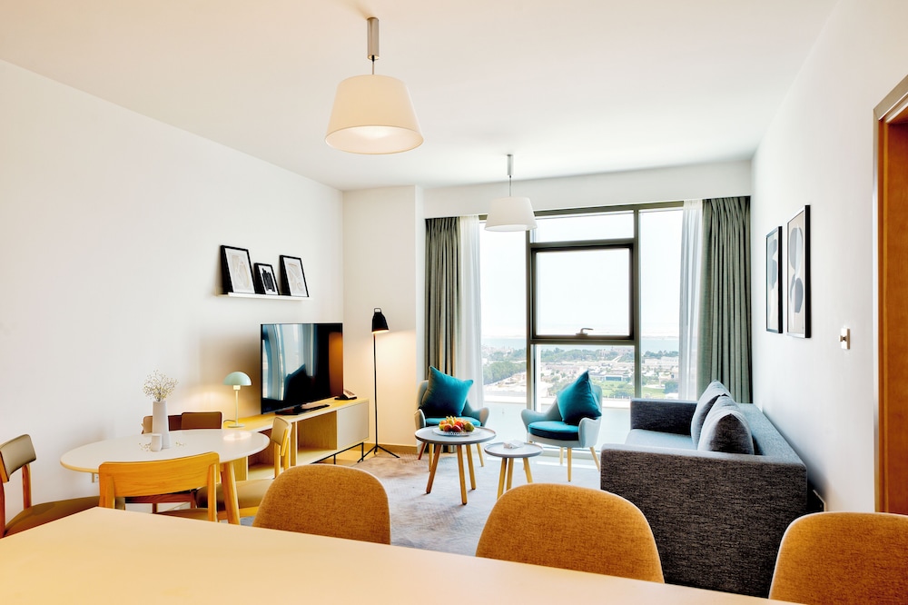 Capital Suites Hotel Apartments 27/34