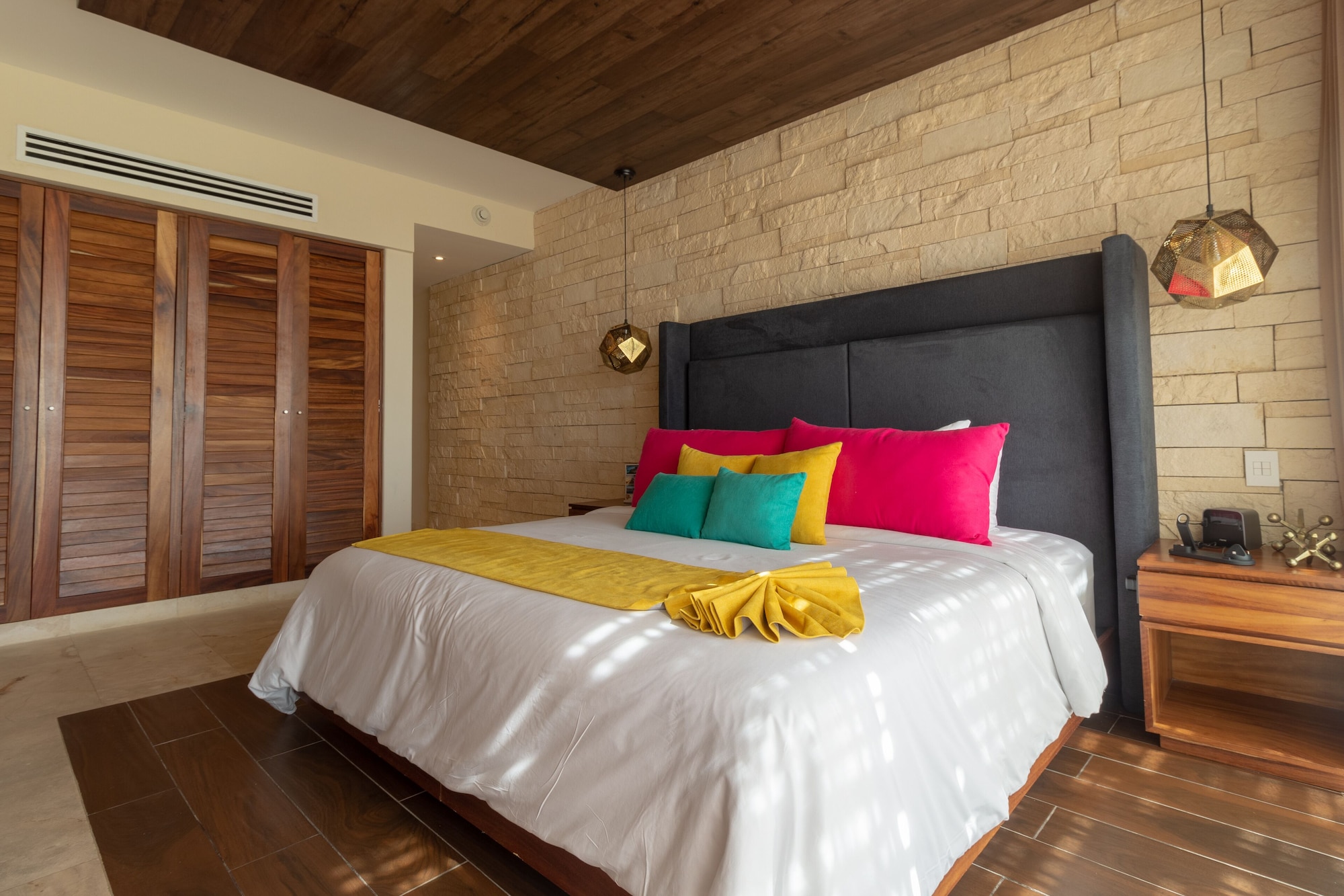 Villa, 1 King and 2 Double Beds, Ocean Front