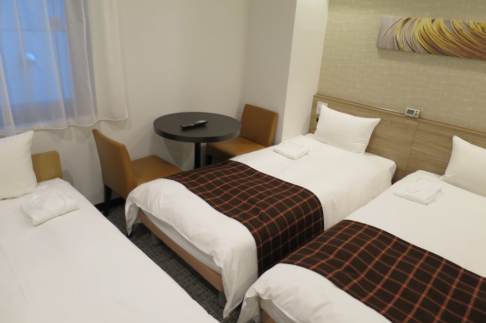 Travelodge Osaka Shinsaibashi 12/21
