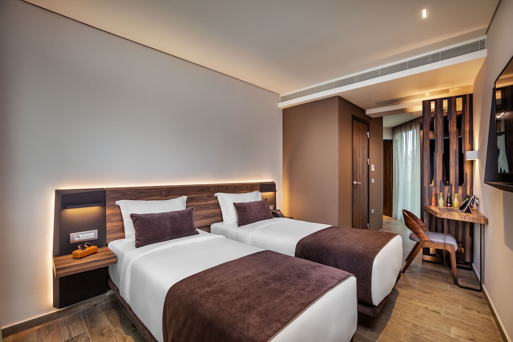Ad Imperial Plus Hotel Thessal 6/30