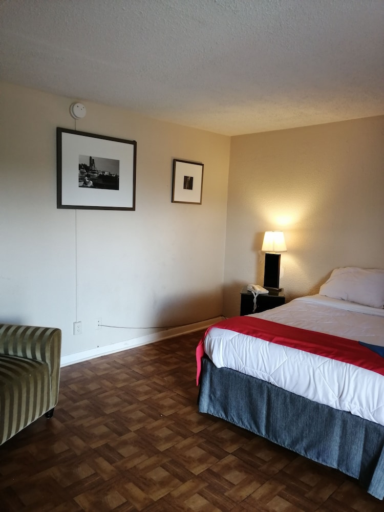 Hotel Houston, TX near Medical Center/NRG Stadium 10/39
