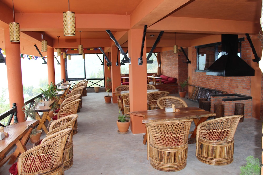 Nar Bis Hotel 52/62