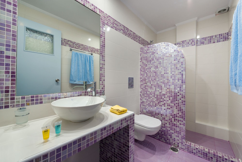 Akis Hotel 46/50