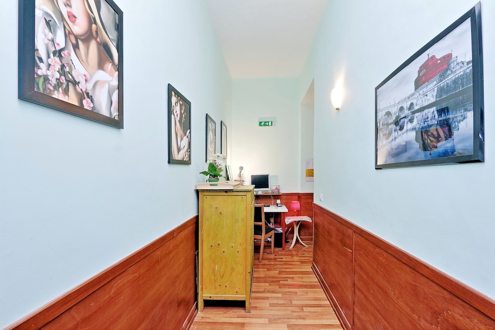 Lucky Domus 4/51