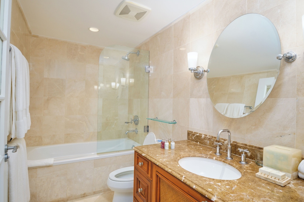 SAINT PETER'S BAY LUXURY RESORTS AND RESIDENCES 49/50