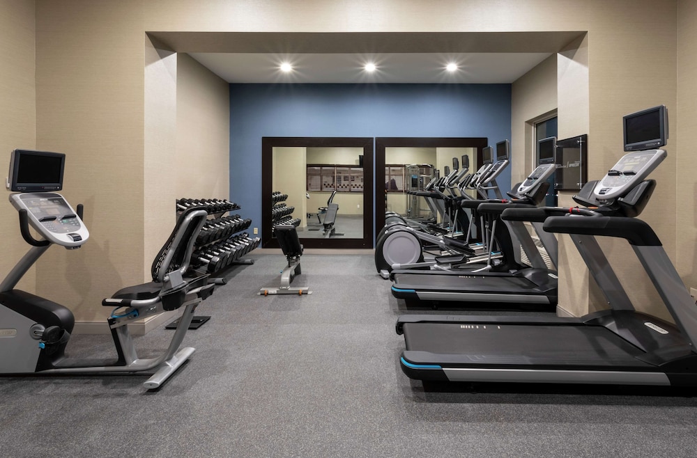 Hilton Garden Inn Minneapolis St. Paul-Shoreview 25/57