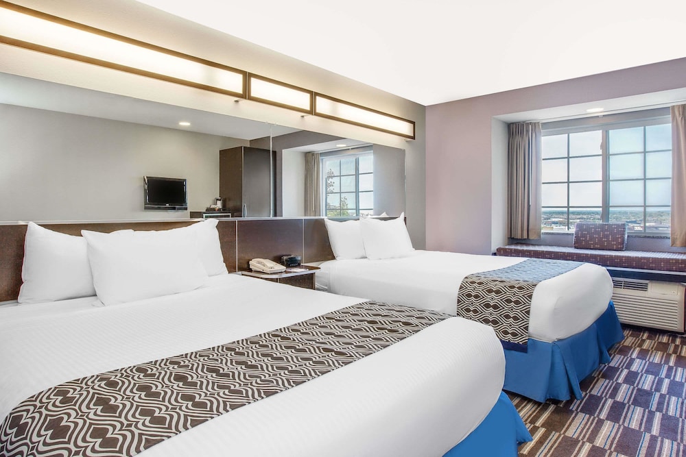 Microtel Inn & Suites Tuscaloosa Near University 14/30