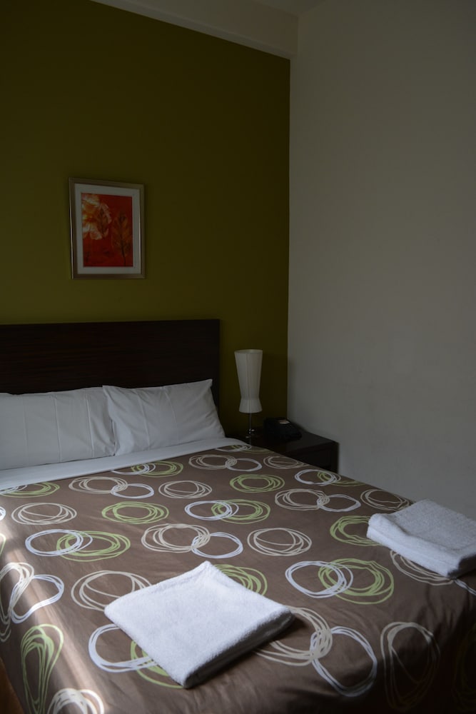 Standard, Double Bed, Yti Garden Hotel 2/4
