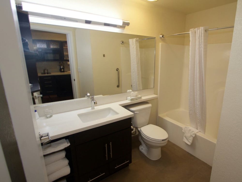 Candlewood Suites West Little Rock 59/62