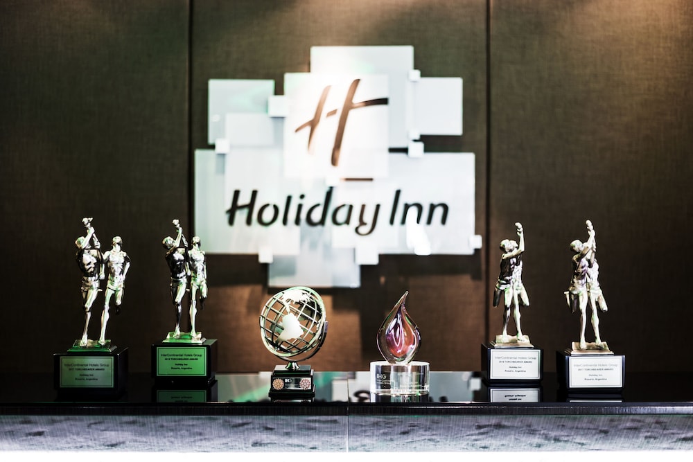 Holiday Inn Rosario 11/80