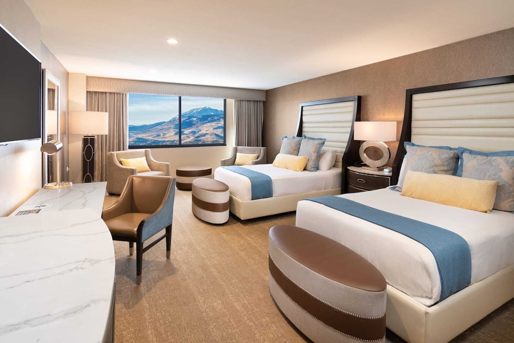 Tower, Sierra, Deluxe, 2 Queen Beds