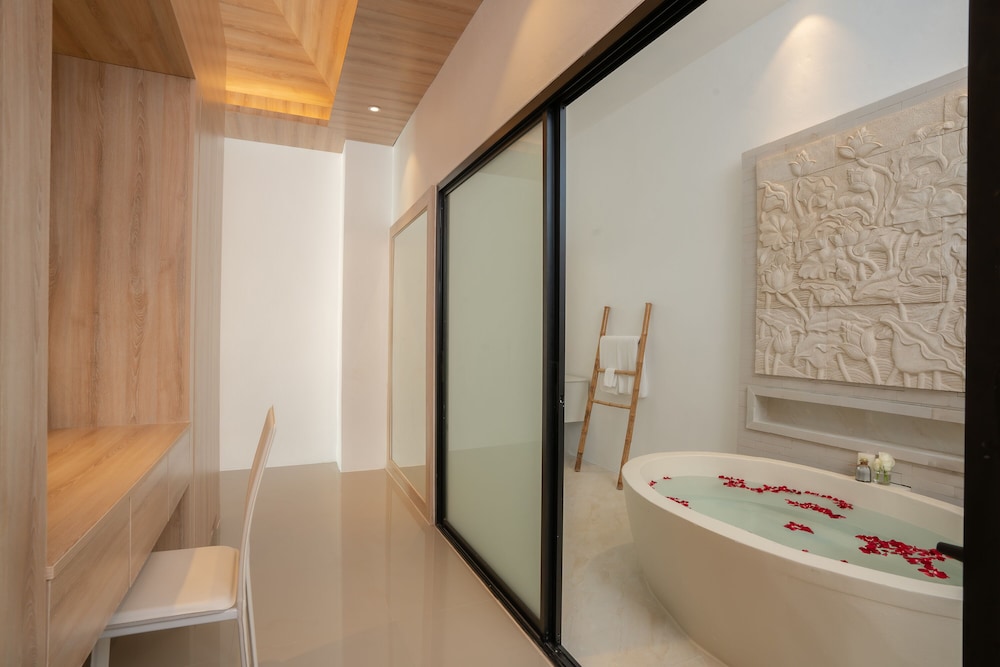 Dhevan Dara Resort Spa 48/50