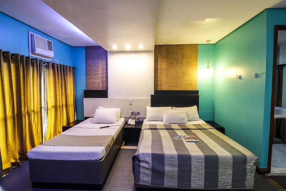 Hotel Dream World 28/72