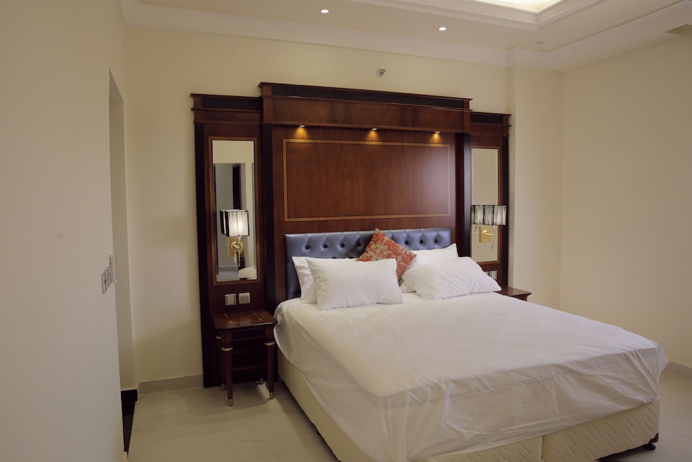 فندق بيوت مكين من ورويك(Makeen Home) 34/98