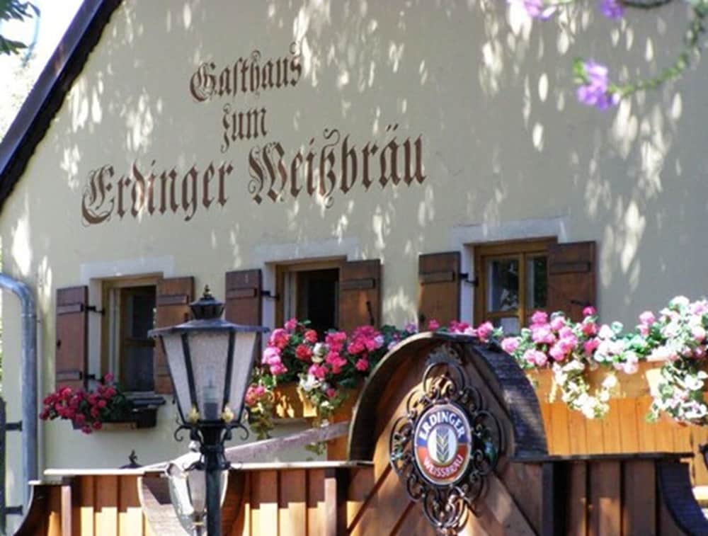Hotel & Gaststätte Zum Erdinger Weissbräu photo4
