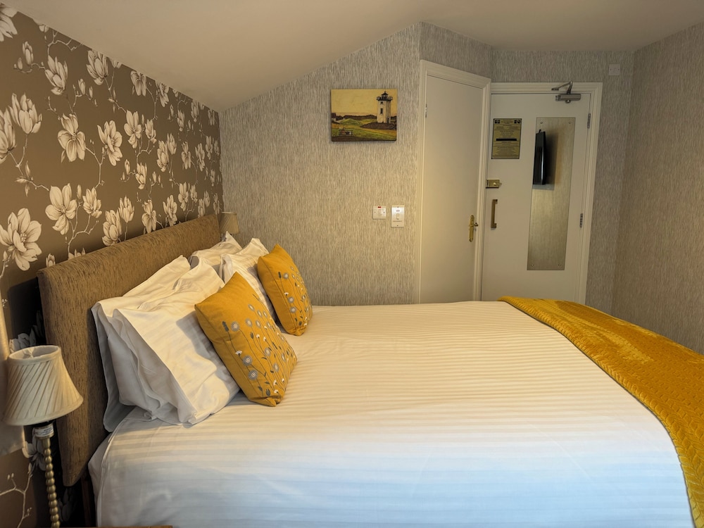 SUPERIOR, DOUBLE BED