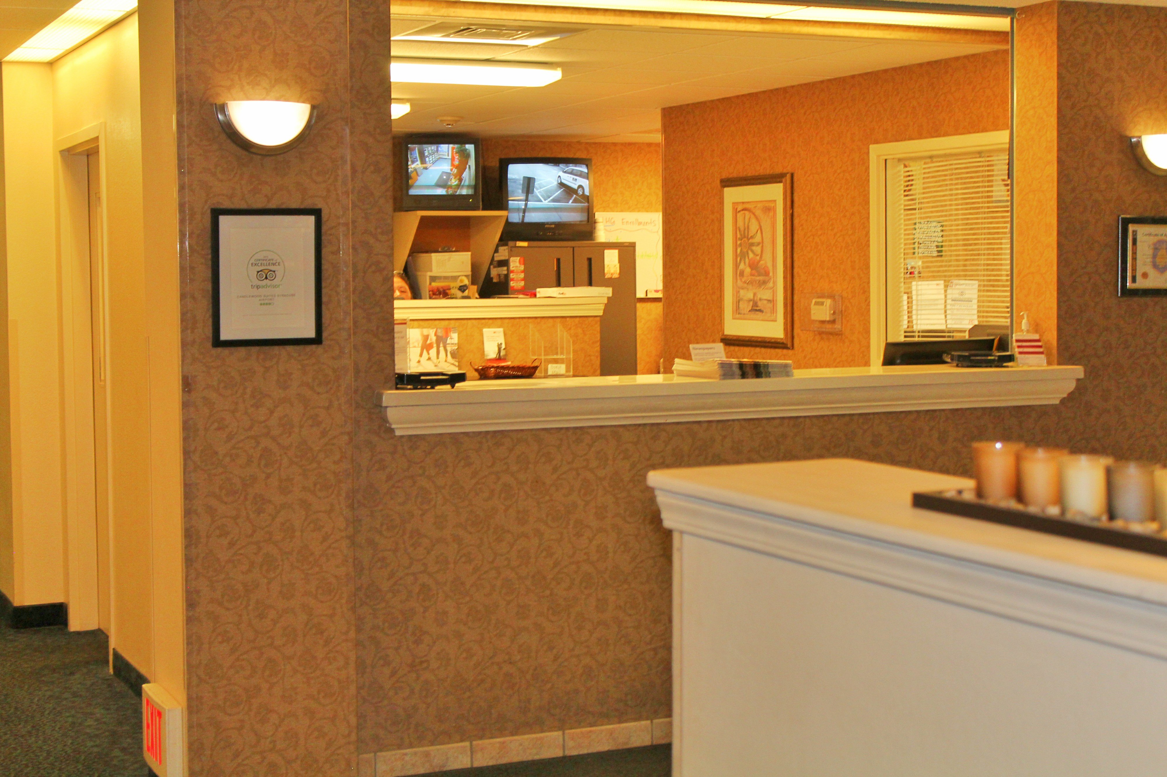 Candlewood Suites Syracuse-Airport 74/75