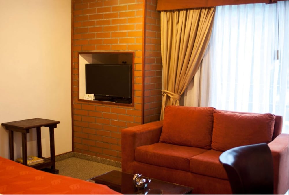 Apartaestudios Los Andes 29/39