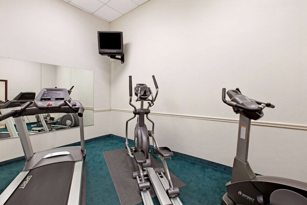Travelodge by Wyndham Bellmawr 12/21